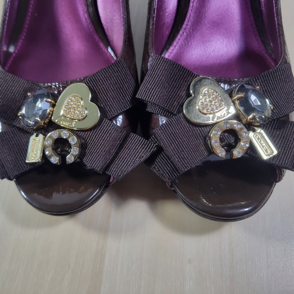 Coach Poppy Jaden Brown Wedge Open Peep Toe Pumps Shoes Sz 5.5 B - Picture 9 of 12